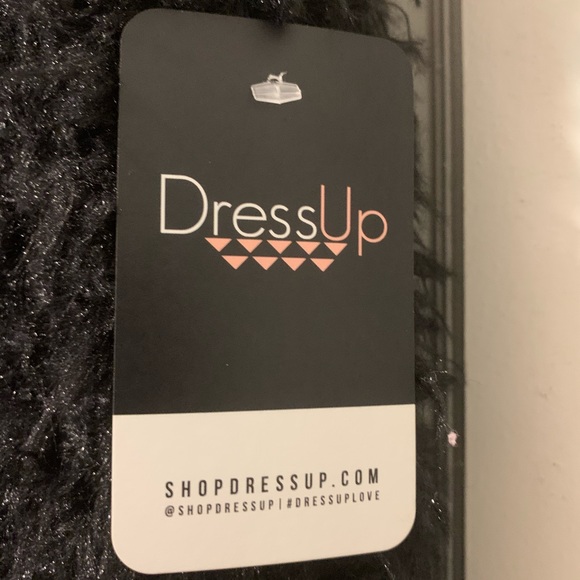 Black fuzzy vest - Picture 4 of 5